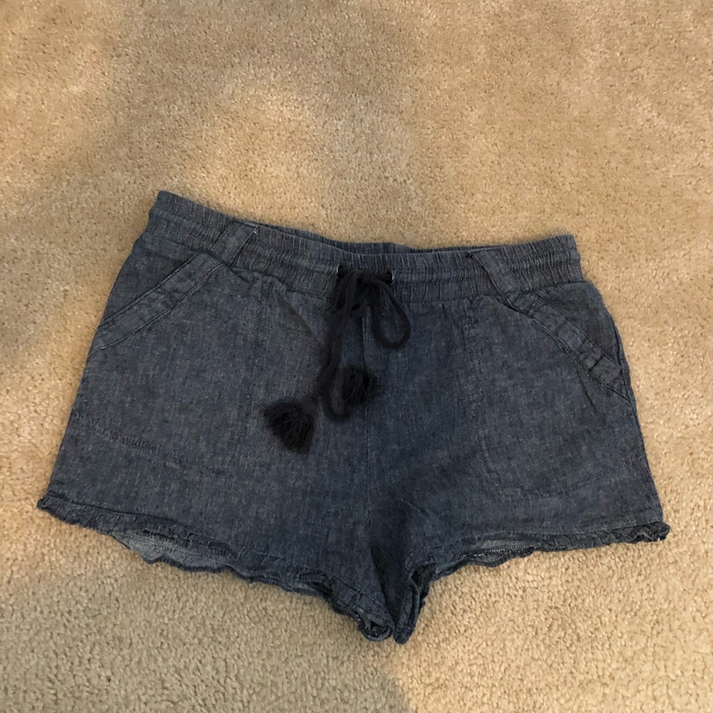 Rewind drawstring short shorts size large